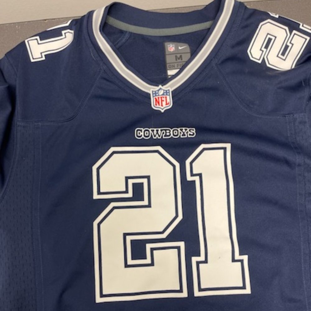 NFL Dallas Cowboys (Ezekiel Elliott) Men's Game American Football Jersey Size M